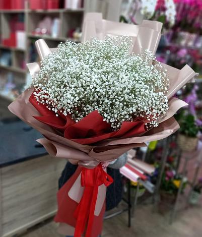 Букет цветов из: Гипсофила в Кенже