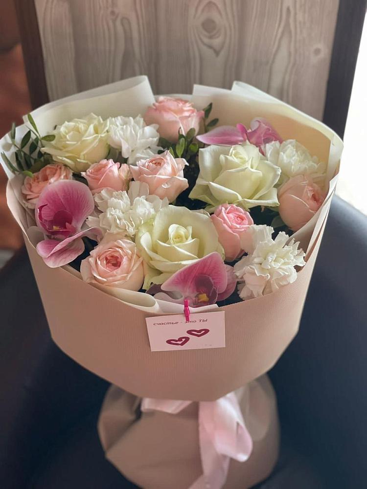 Букет цветов из: Орхидеи, Розы и Гвоздики в Кенже