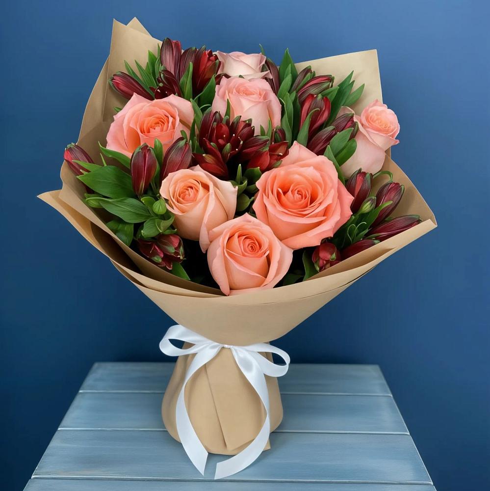 Букет цветов из: Розы и Альстромерии в Кенже