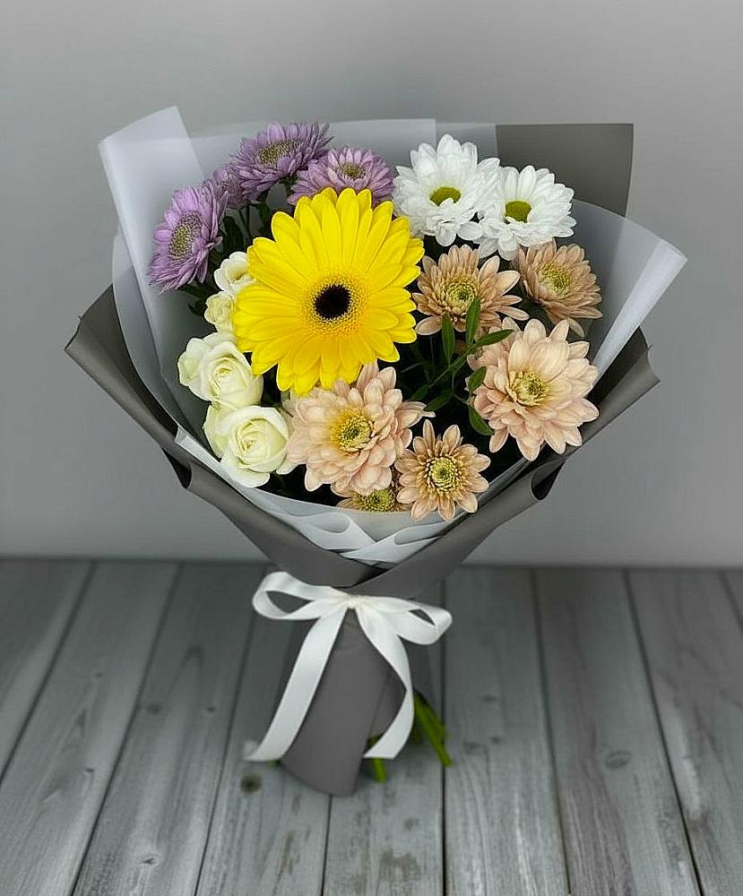 Букет цветов из: Розы, Герберы и Хризантемы в Кенже