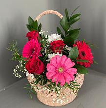 Цветочная композиция из Розы, Хризантемы и Герберы в корзине #REPLACE_PRED# Кенже