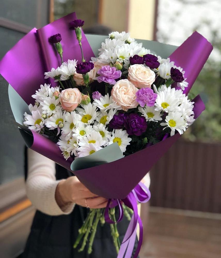 Букет цветов из: Хризантемы, Гвоздики и Розы в Кенже