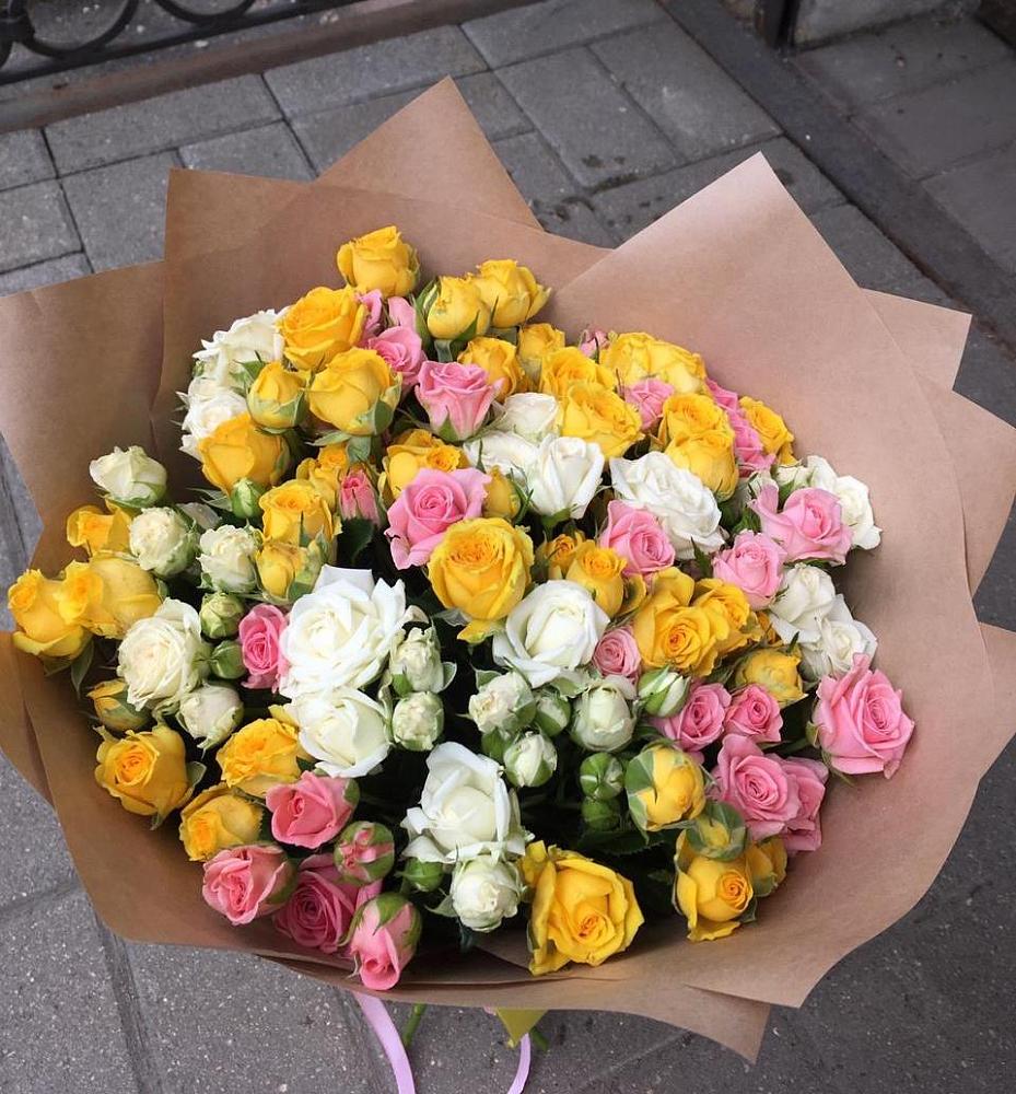 Букет цветов из: Розы в Кенже