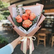 Букет цветов из:  Розы в Кенже