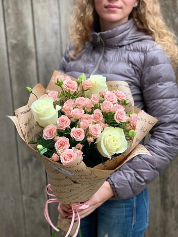 Букет цветов из: Розы в Кенже