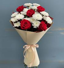 Букет цветов из:  Розы и Хризантемы #REPLACE_PRED# Кенже