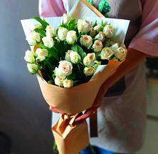 Букет цветов из:  Розы #REPLACE_PRED# Кенже