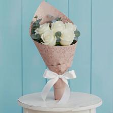 Букет цветов из:  Розы в Кенже