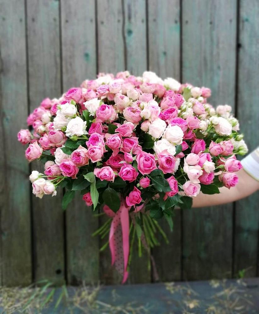 Букет Розовые кустовые розы Натали и Лав Лидия в Кенже