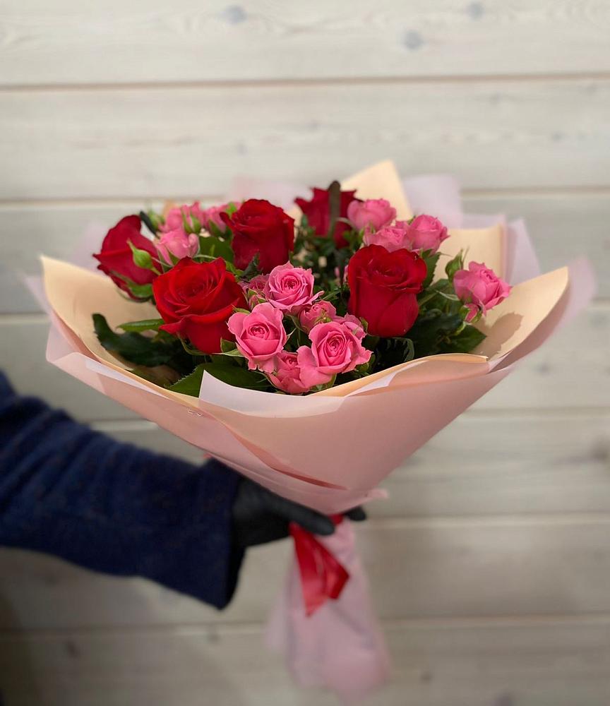 Букет цветов из: Розы в Кенже