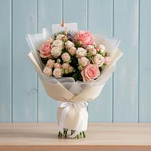 Букет цветов из:  Розы #REPLACE_PRED# Кенже