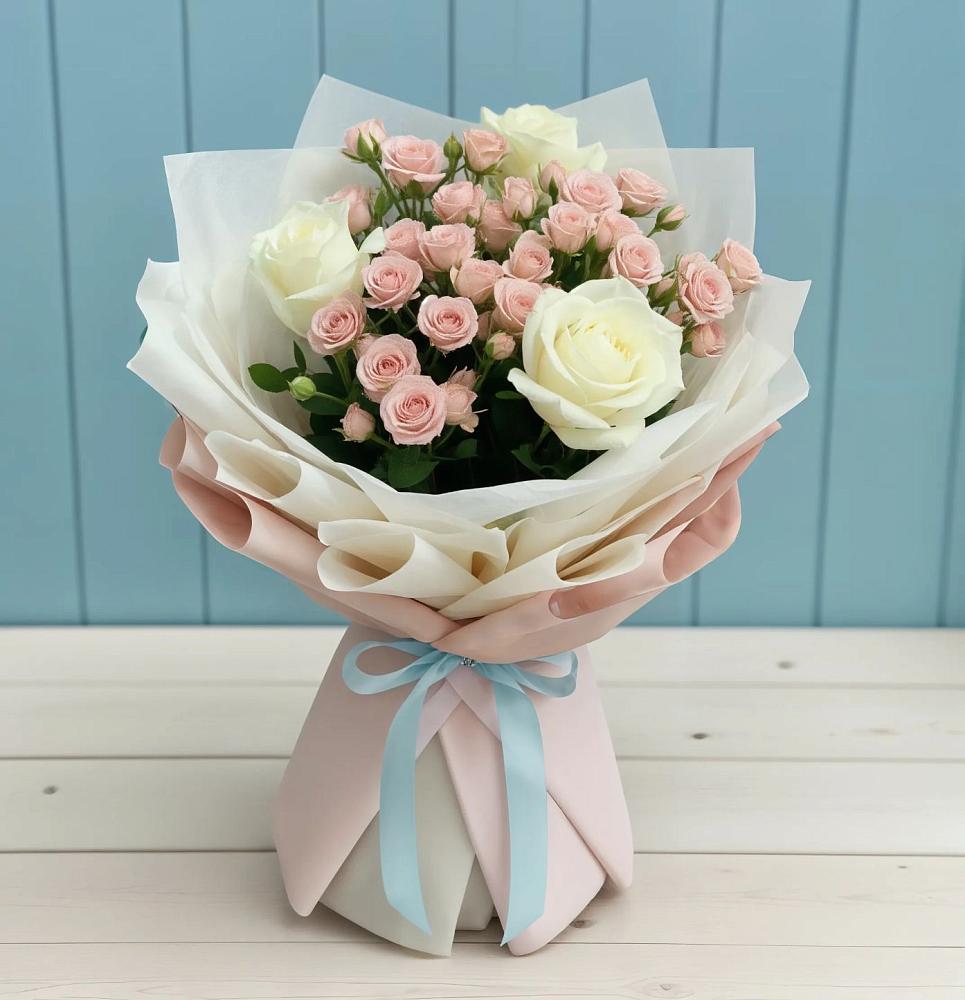 Букет цветов из: Розы в Кенже