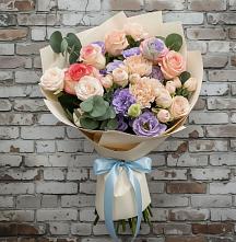 Букет цветов из:  Розы, Лизиантусы и Гвоздики в Кенже