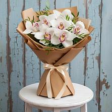 Букет цветов из:  Орхидеи и Розы в Кенже