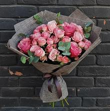 Букет цветов из:  Розы в Кенже